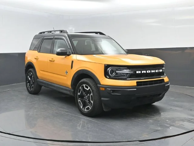 Certified Used 2022 Cyber Orange Metallic Tricoat Ford Outer Banks image 2