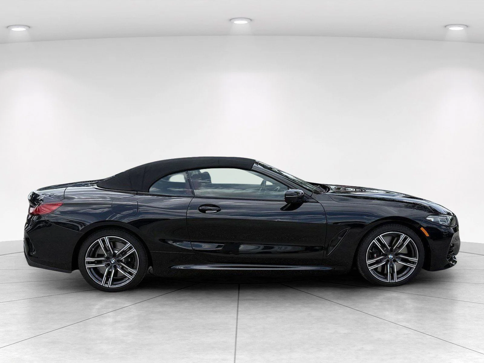 Used 2024 Black Sapphire Metallic BMW 840i image 5