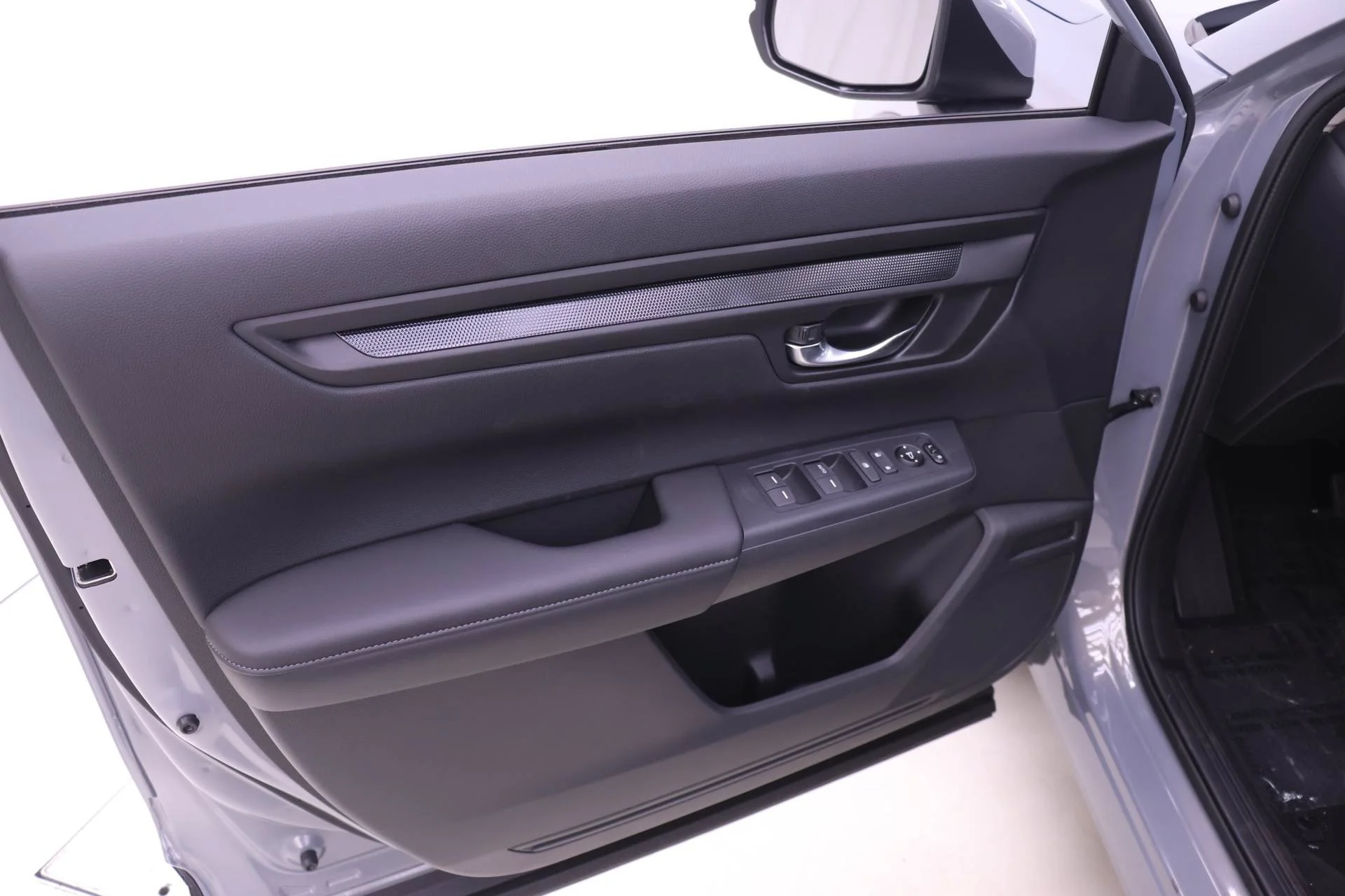 New 2026 Urban Gray Pearl Honda LX image 9