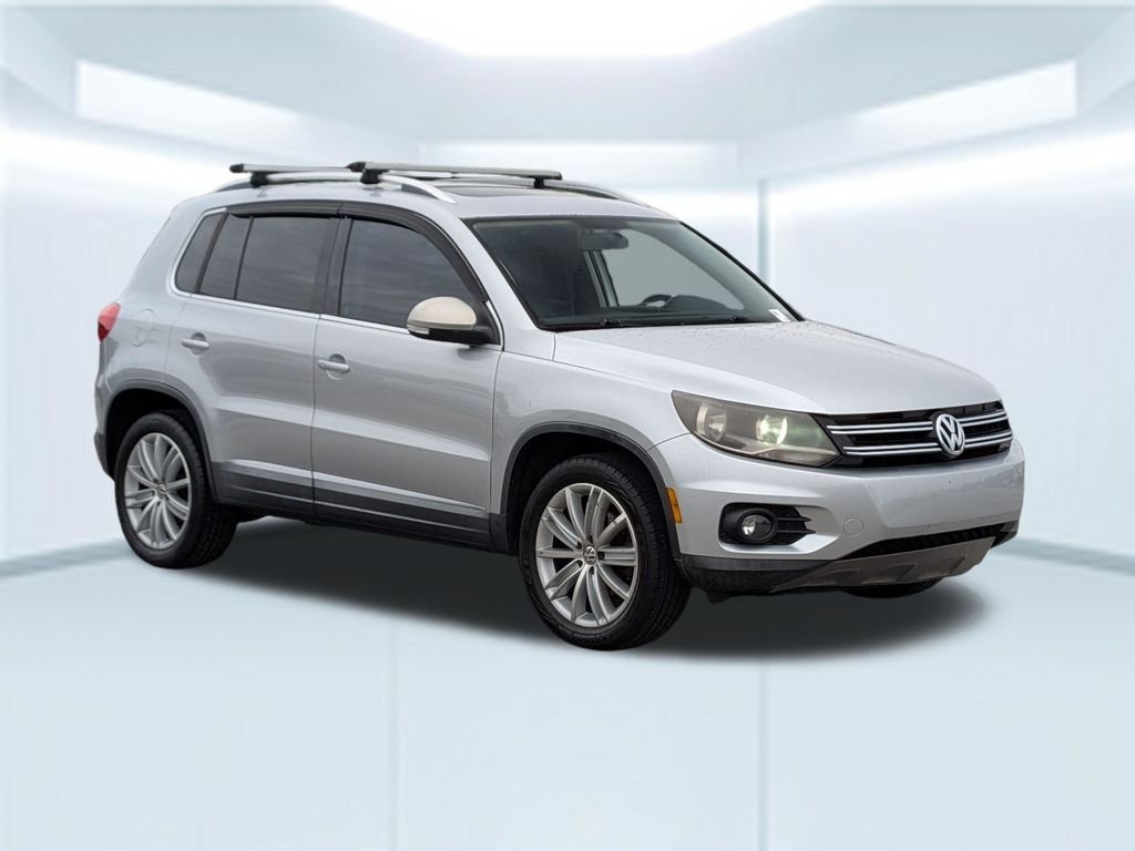 Used 2015 Silver Volkswagen SEL image 8
