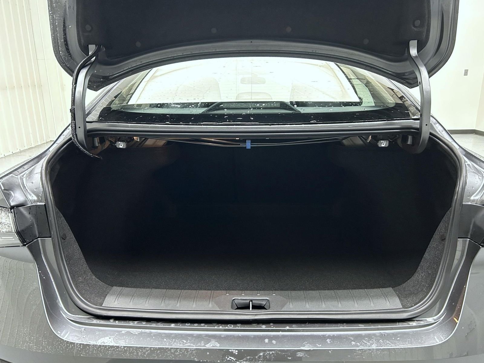 2026 Nissan Sentra SR - Photo 9