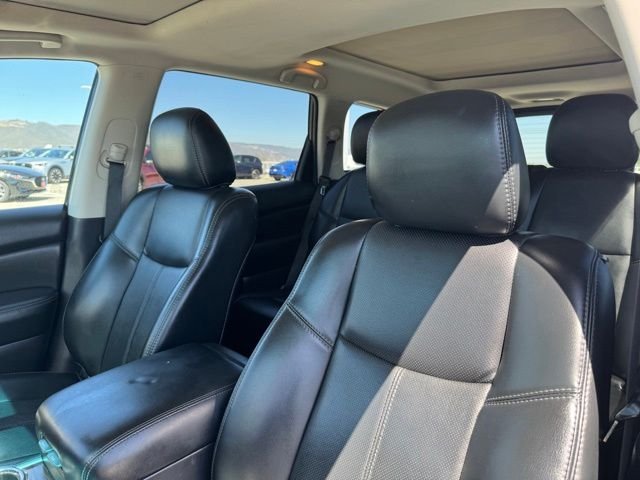 Used 2016 Magnetic Black Nissan Platinum image 18