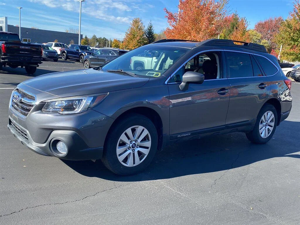 Used 2018 Magnetite Gray Metallic Subaru Premium image 6