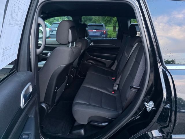 Used 2021 Diamond Black Jeep Laredo E image 17