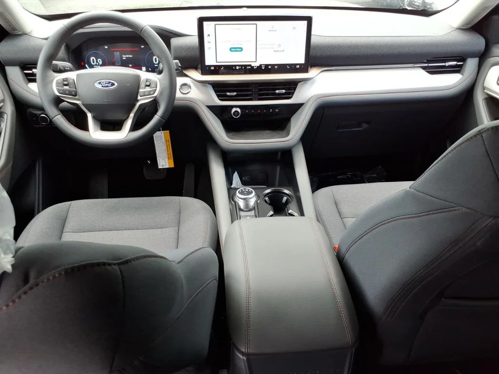New 2026 Agate Black Metallic Ford Active image 10
