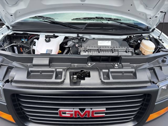 2026 GMC Savana Cargo Work Van - Photo 27