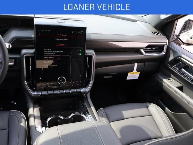 New 2026 Sterling Metallic GMC Elevation image 20