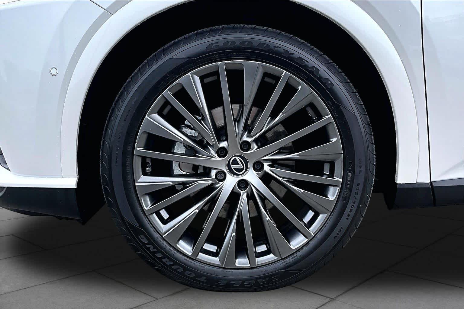 Certified Used 2024 Eminent White Pearl Lexus Luxury image 10