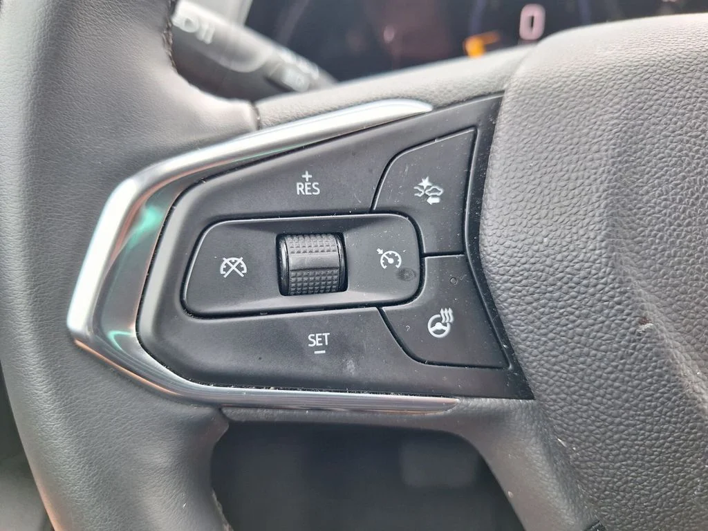 Used 2024 Gray Chevrolet ACTIV image 13