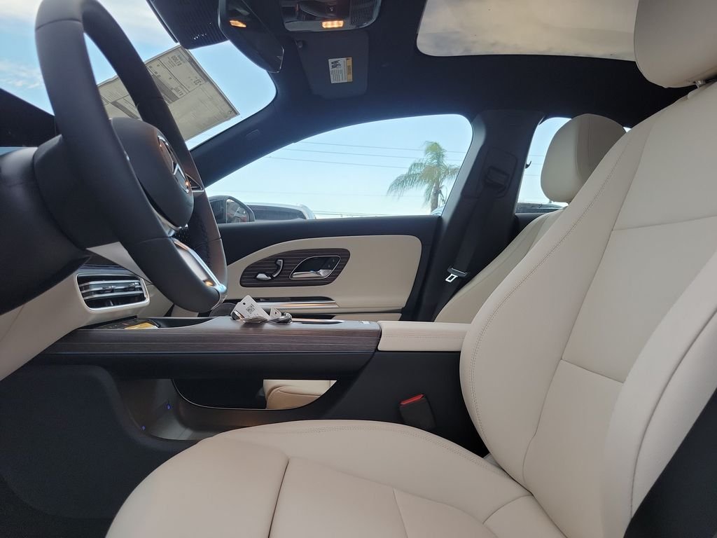 New 2027 Polar White Mercedes-Benz CLA 220 image 19