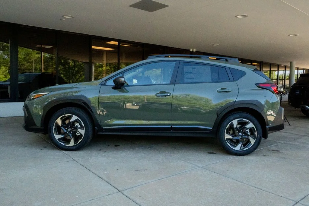 New 2026 ALPINE GREEN Subaru Limited image 4