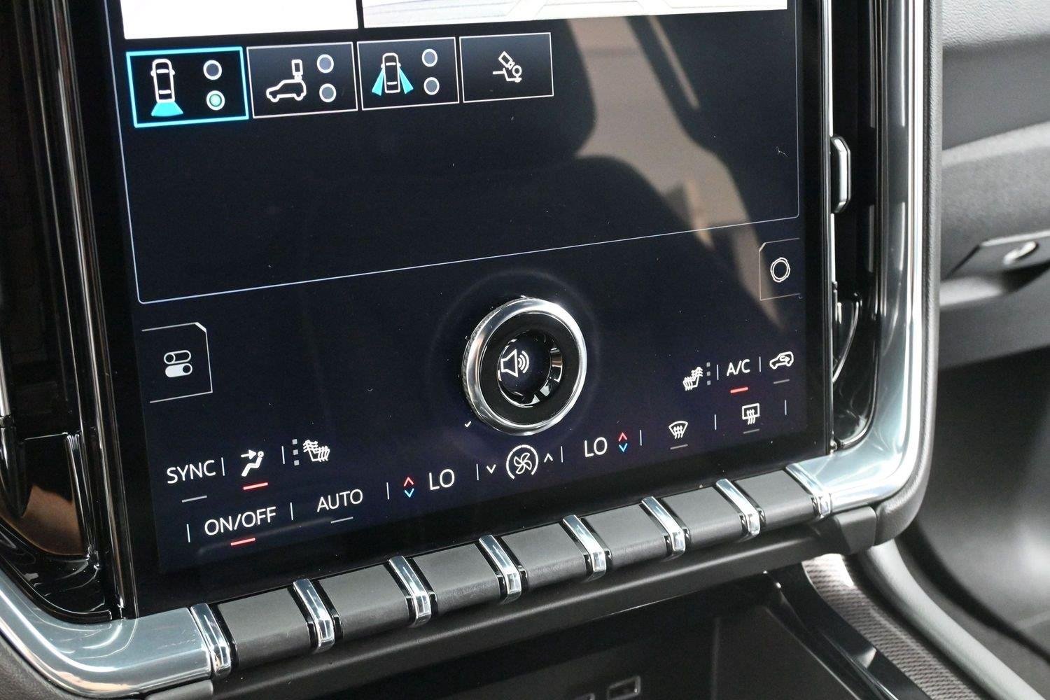 Used 2025 Sterling Metallic GMC Elevation image 21