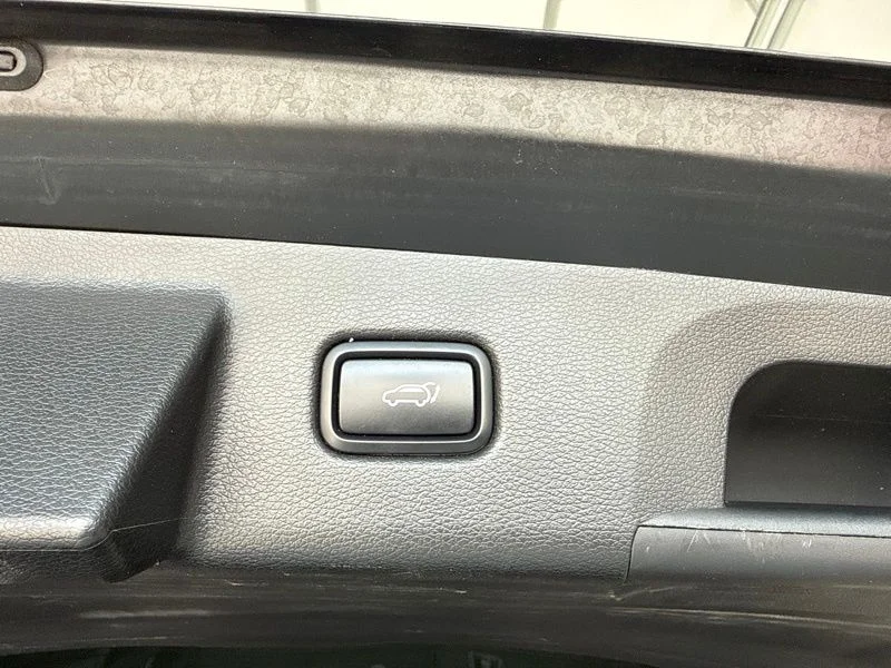 Used 2021 Black Kia SX image 11