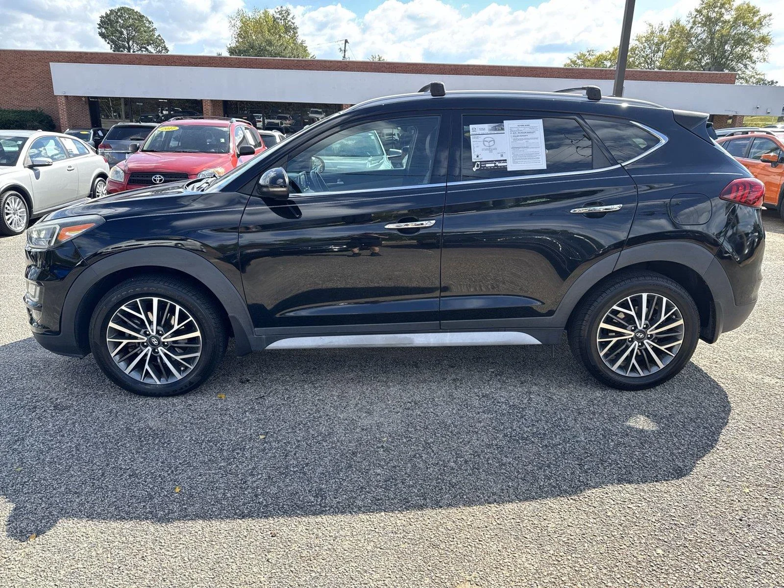 Used 2020 Black Noir Pearl Hyundai Limited image 18