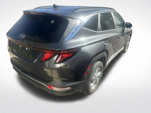 Used 2024 Gray Hyundai SEL image 2