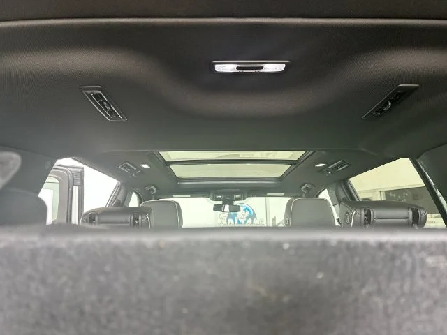 Used 2021 White Chevrolet Premier image 25