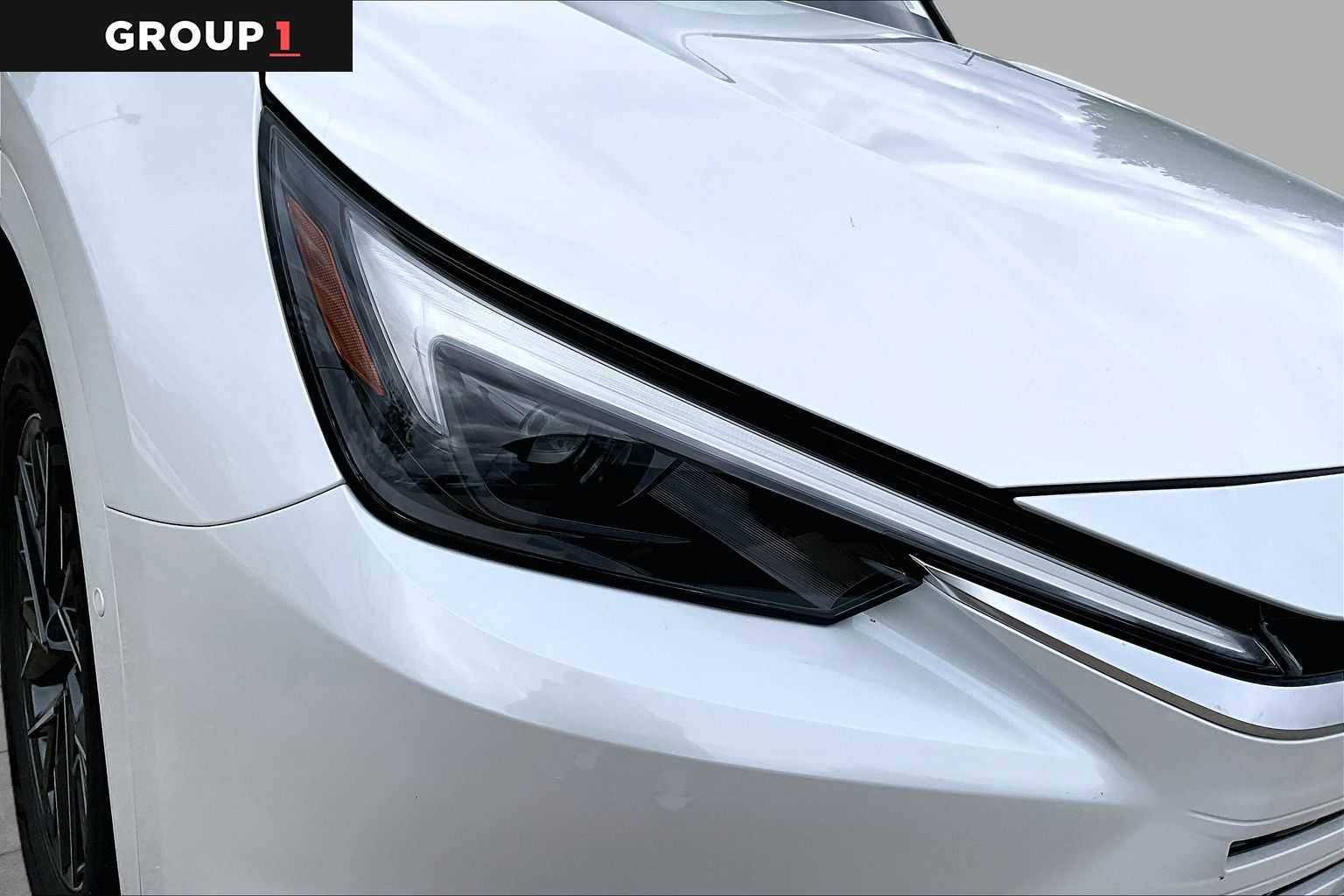 Certified Used 2025 WIND CHILL PEARL Lexus Premium image 25
