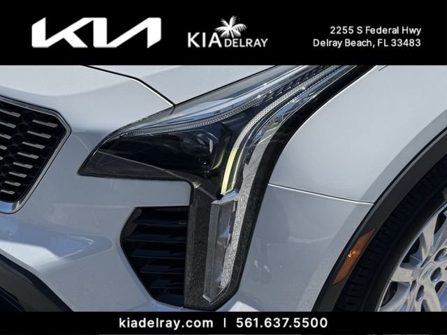 Used 2020 White Cadillac Luxury image 6
