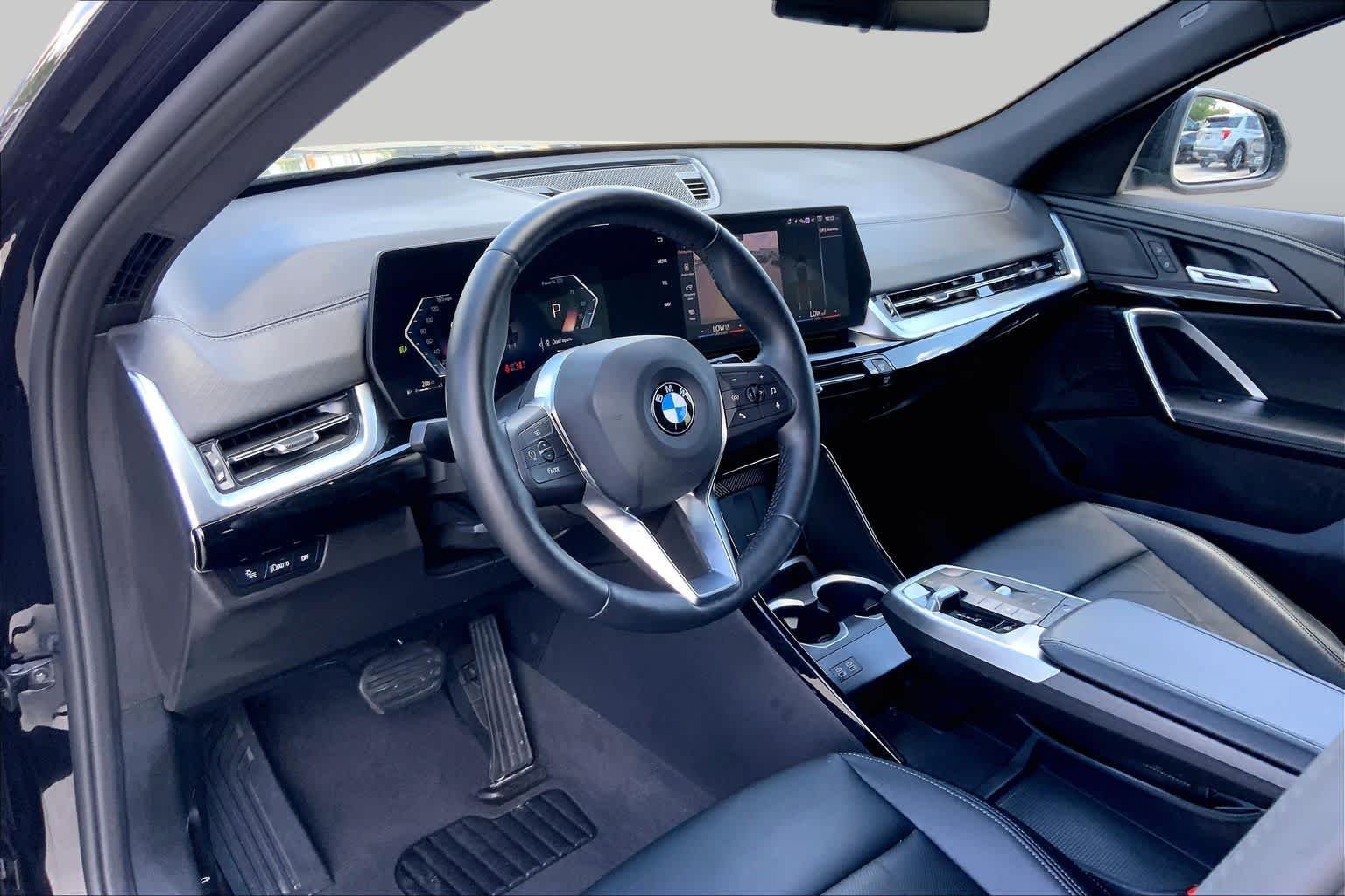 Used 2026 Alpine White BMW xDrive28i image 18