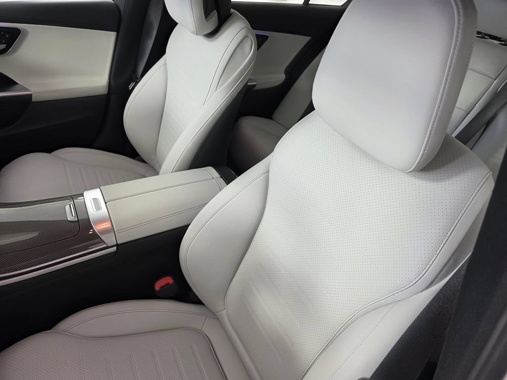 New 2026 Polar White Mercedes-Benz C 300 image 25