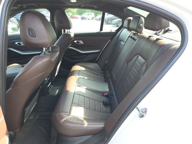 Used 2020 White BMW 330i xDrive image 4