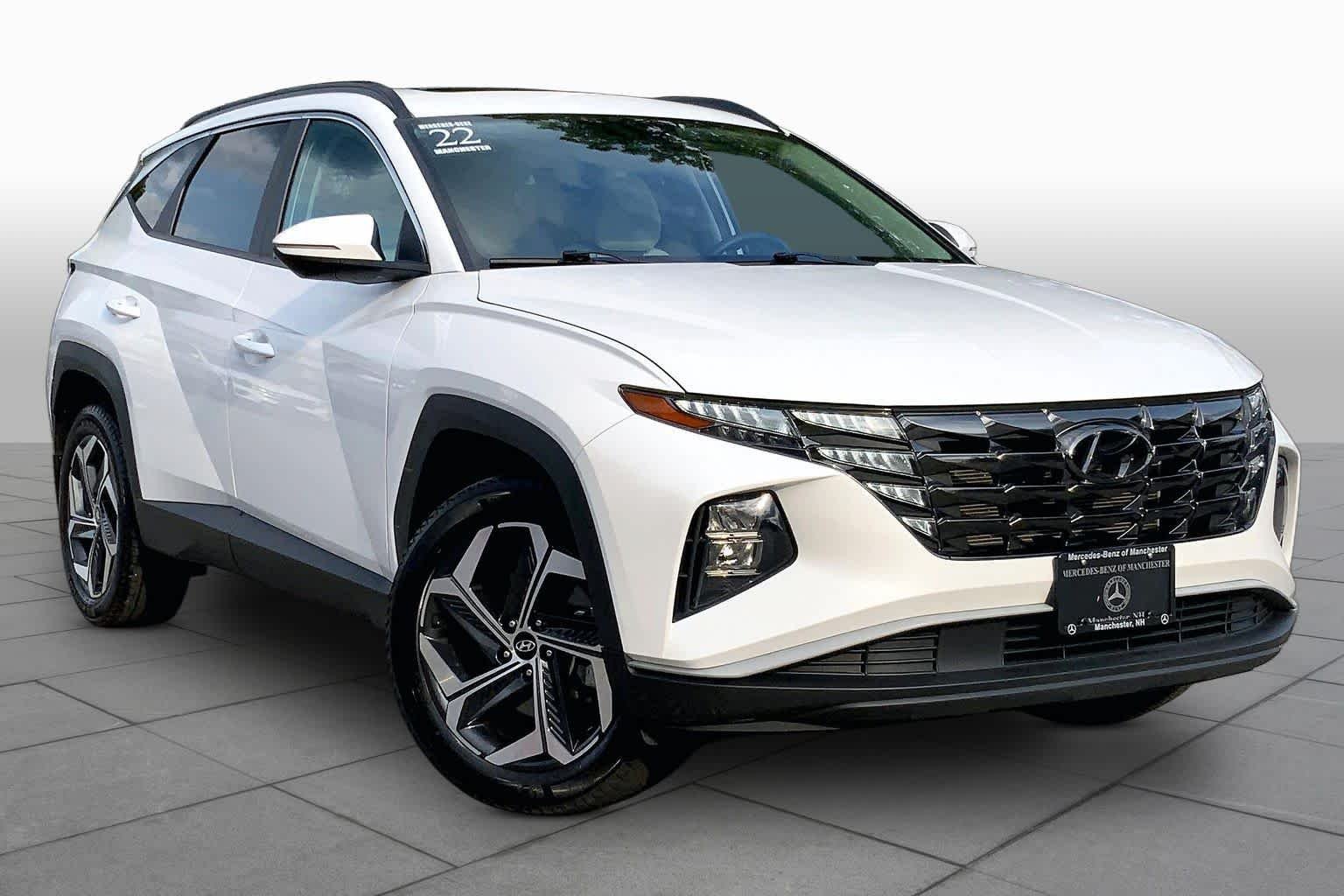 Used 2022 Quartz White Hyundai SEL image 3