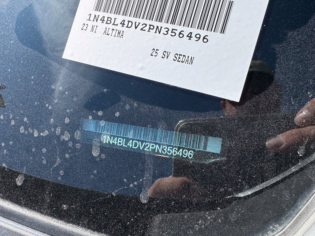 Used 2023 Gun Metallic Nissan 2.5 SV image 15