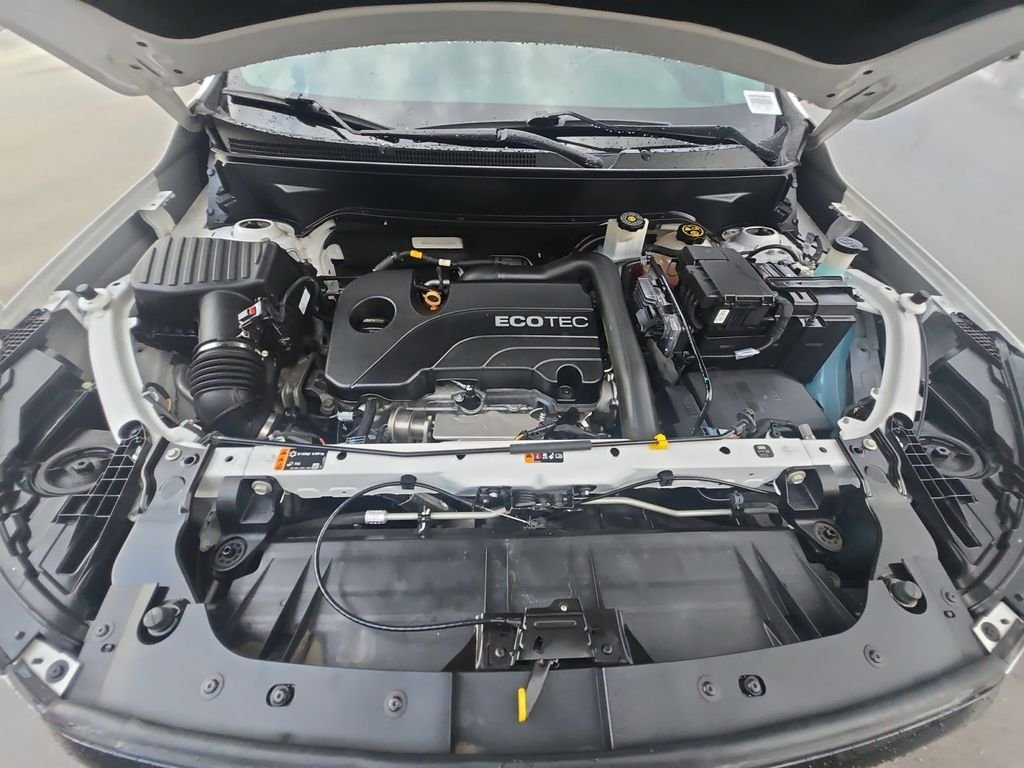 Used 2019 White GMC SLT image 24