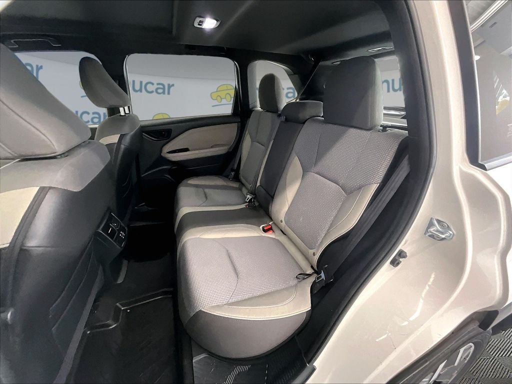 Used 2025 Crystal White Pearl Subaru Premium image 15