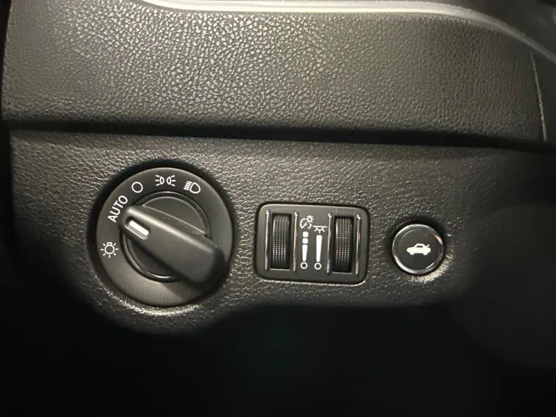 Used 2021 Black Dodge SXT image 20