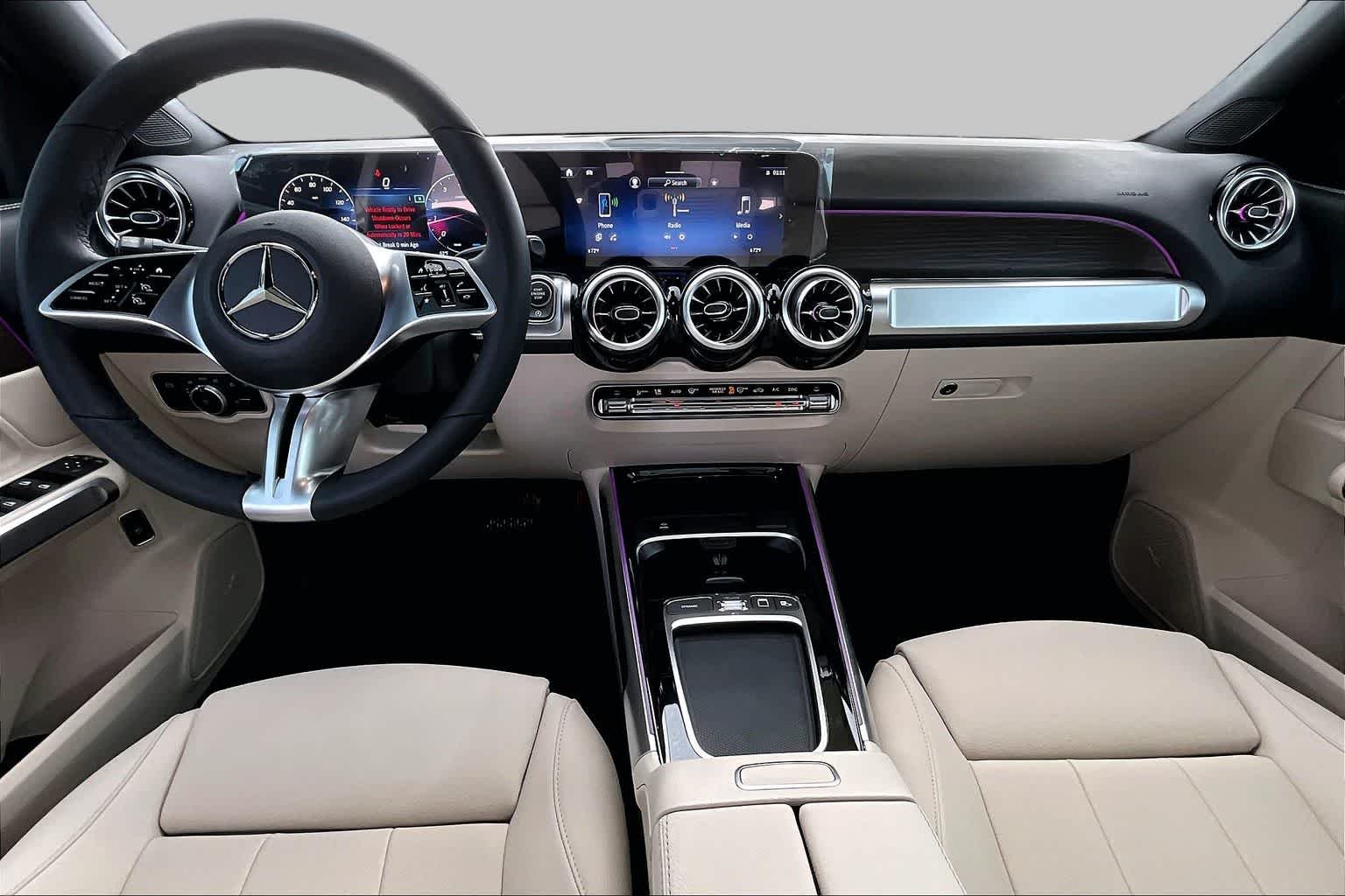 New 2026 Polar White Mercedes-Benz GLB 250 image 8