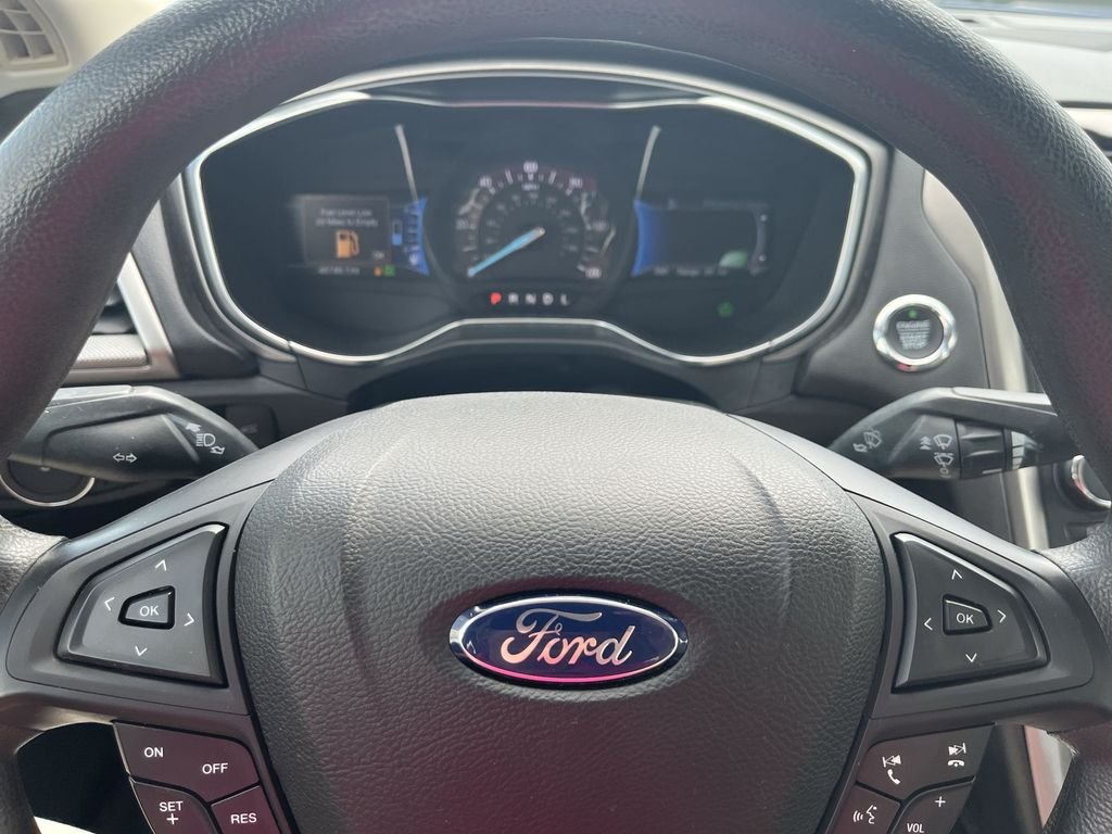 Used 2018 Blue Ford S image 14