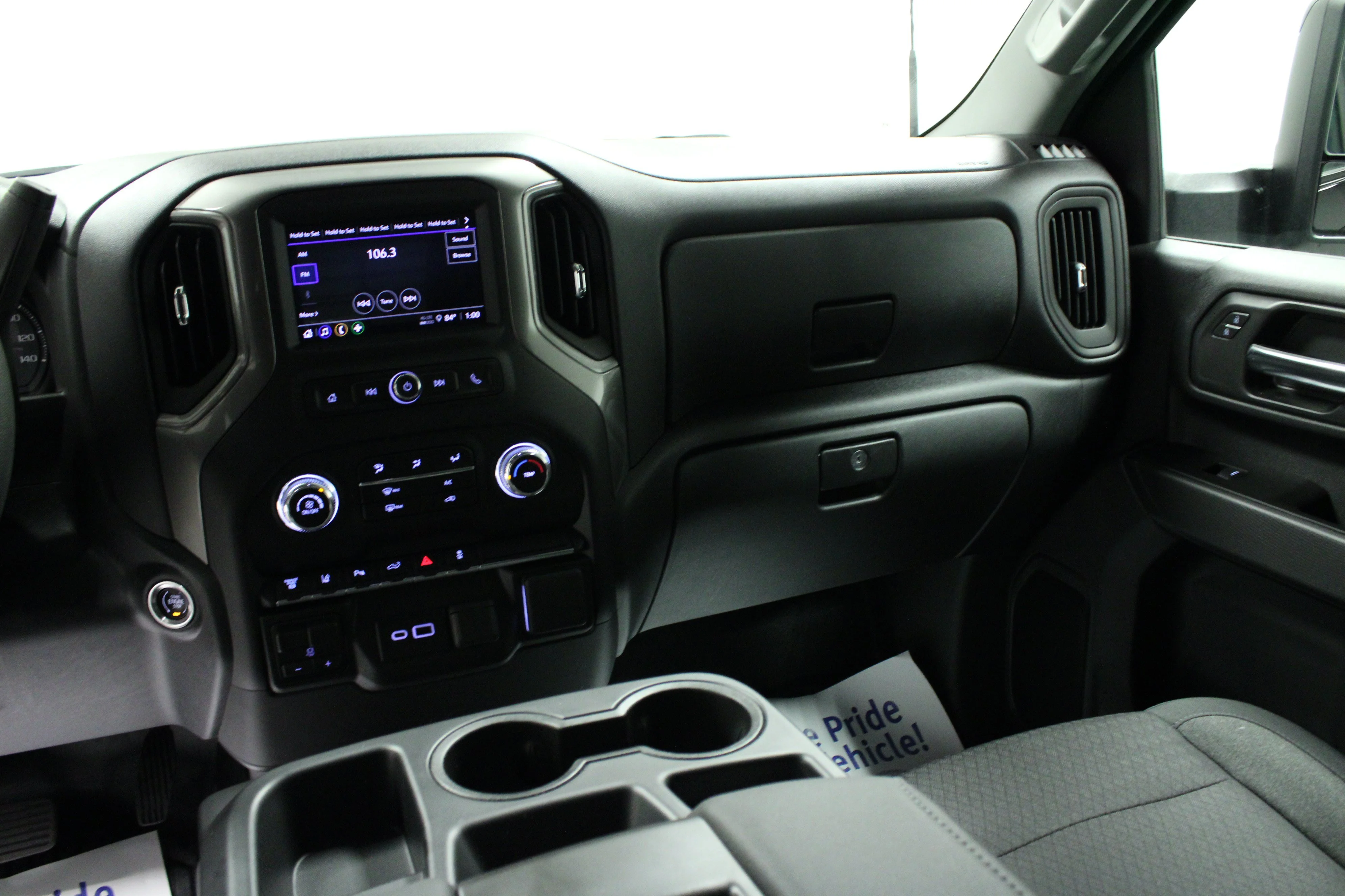 New 2026 Onyx Black GMC Pro image 18