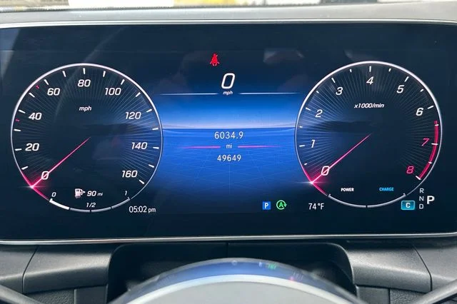Used 2024  Mercedes-Benz GLC 300 image 29
