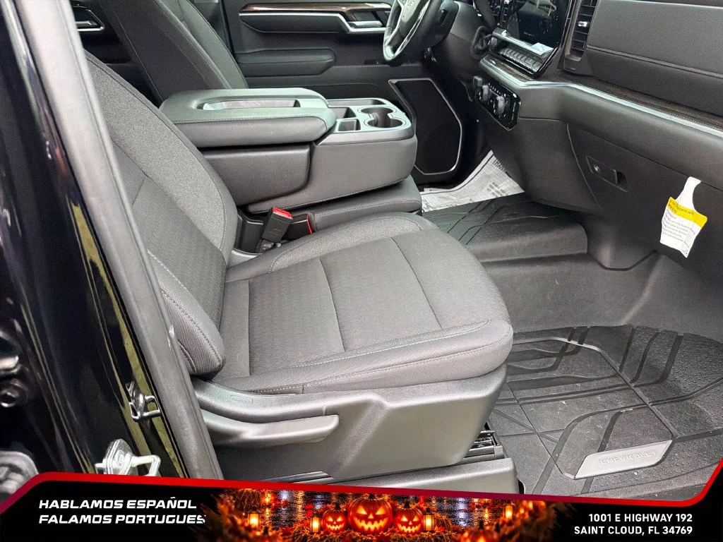 Used 2026 Black Chevrolet RST image 31