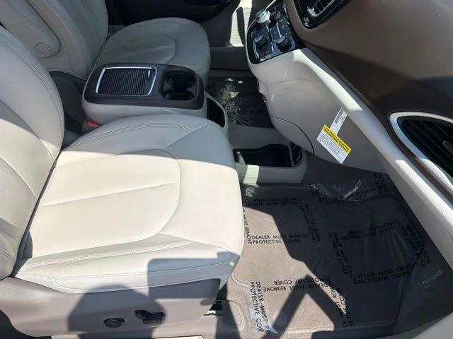 Used 2020 White Chrysler Touring L Plus image 14
