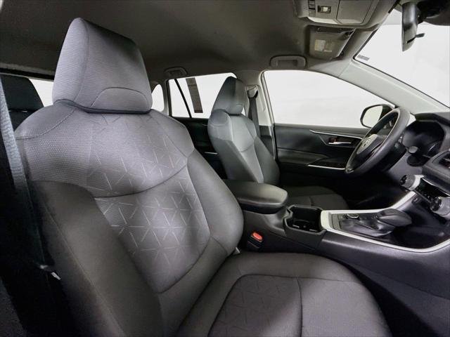 Certified Used 2025 MAGNETIC GRAY MET. Toyota  image 40