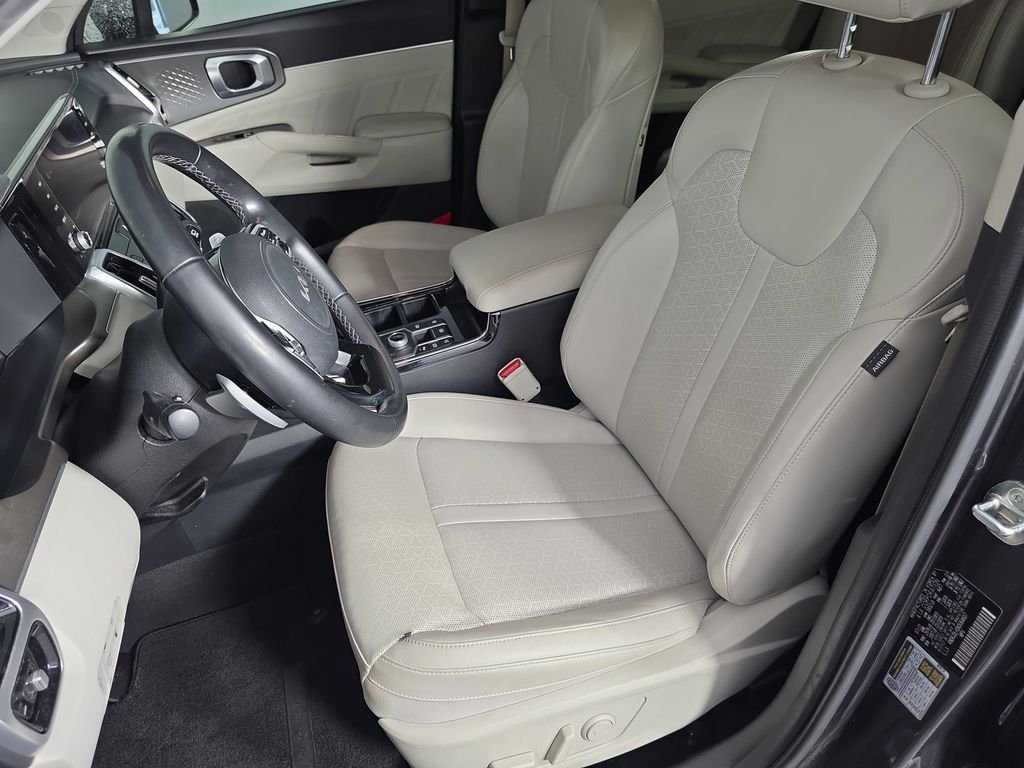 Used 2022 Gray Kia SX image 12