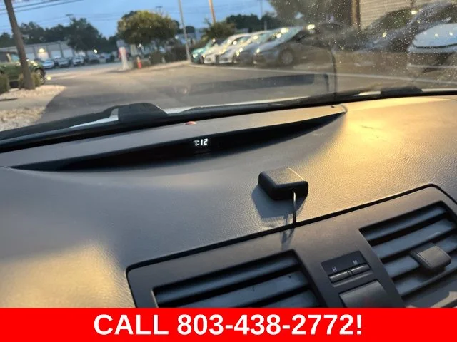 Used 2009 Silver Toyota  image 19