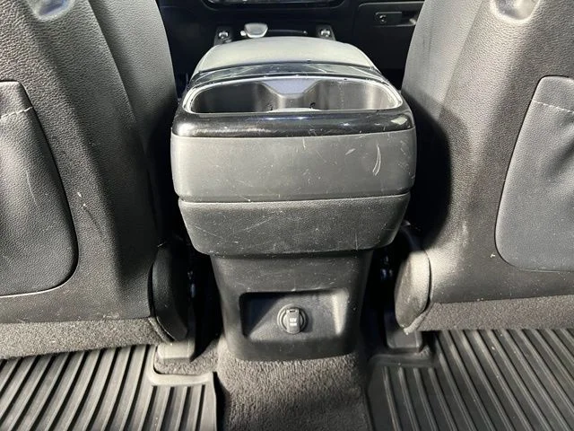 Used 2022 Purple Kia SX image 35