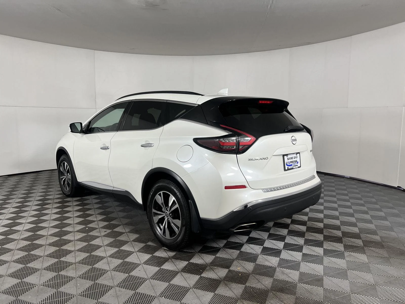 Used 2024 Pearl White Tricoat Nissan SV image 7