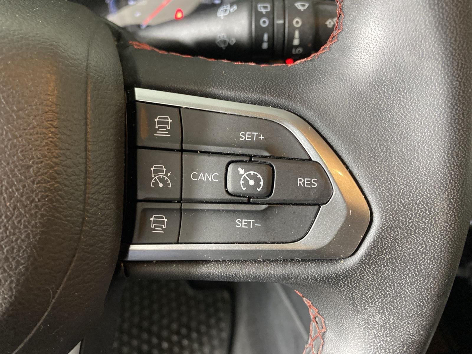 Used 2024 Red Hot Pearlcoat Jeep Trailhawk image 17