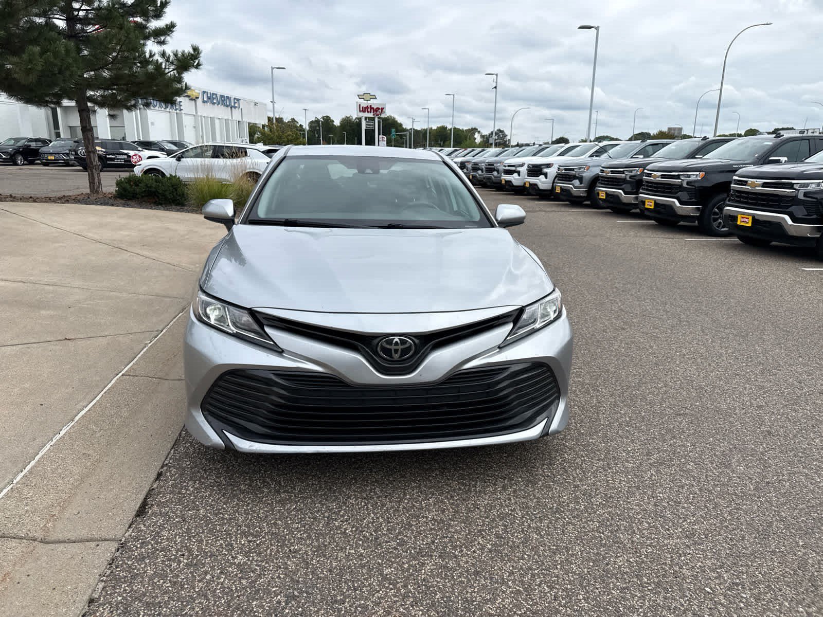 Used 2020 Toyota Camry LE with VIN 4T1C11AKXLU958359 for sale in Brooklyn Center, MN