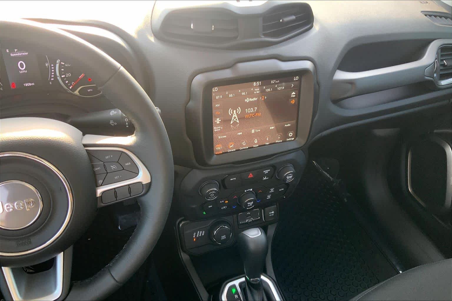 Pre-Owned 2023 Jeep Renegade Latitude