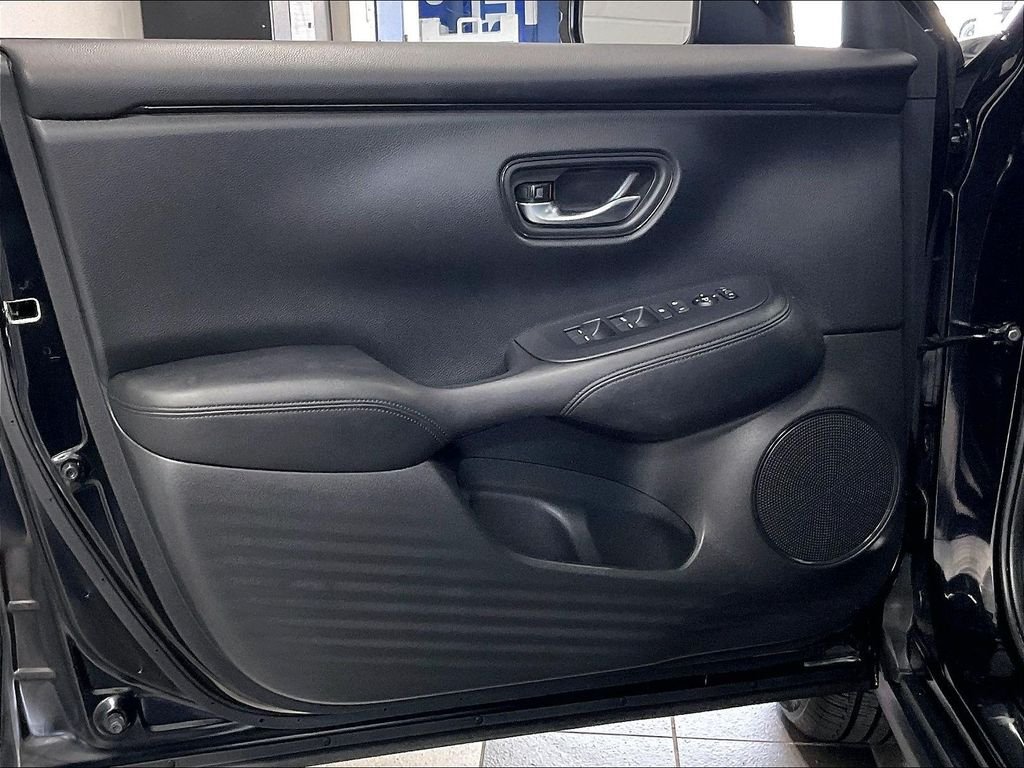 Used 2024 Black Honda LX image 9