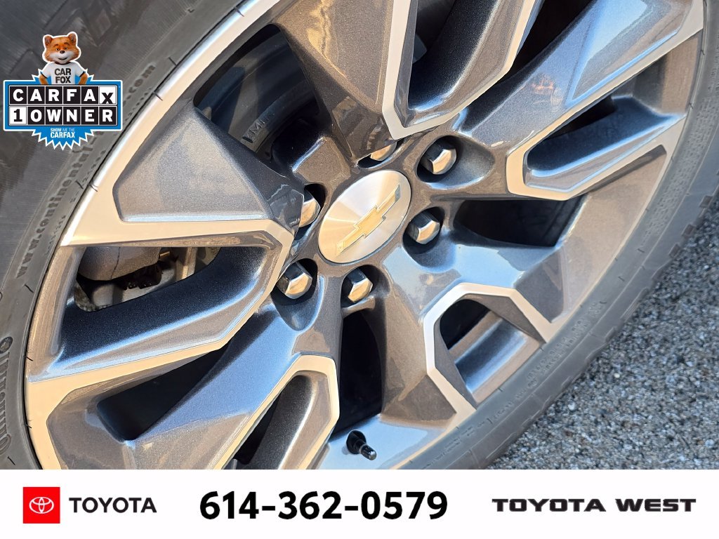 Used 2025 Gray Chevrolet LT image 10