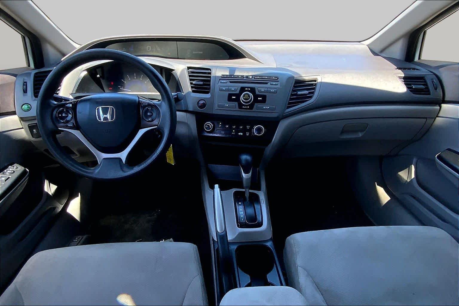 Used 2012 Alabaster Silver Metallic Honda LX image 12