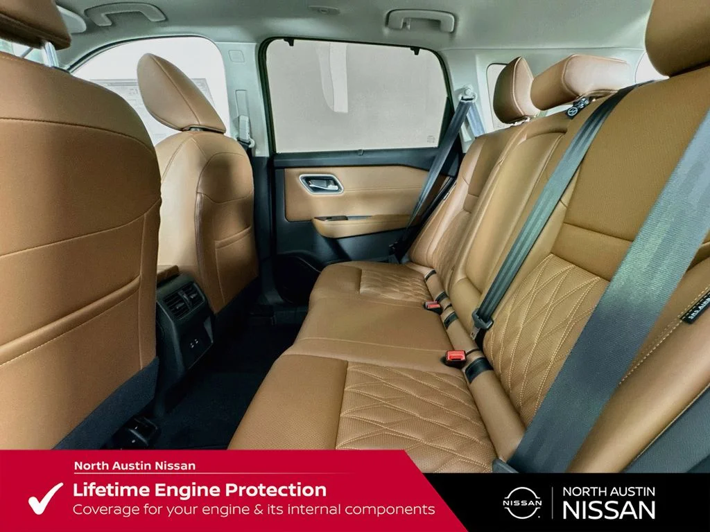 New 2026 White Nissan Platinum image 35