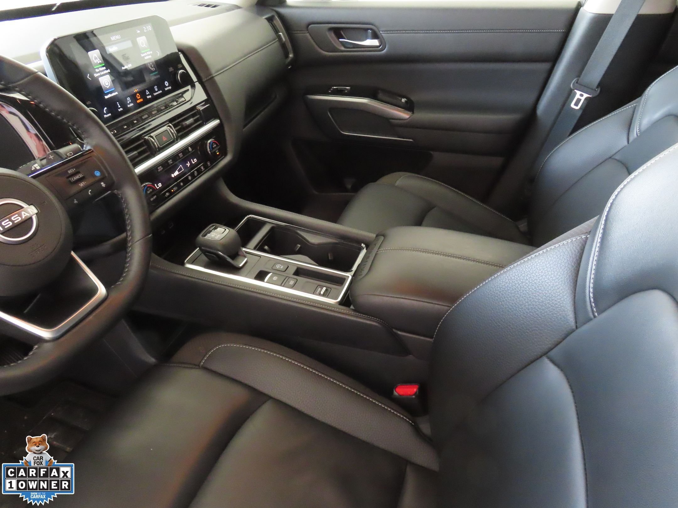 Used 2025 Silver Nissan SL image 22