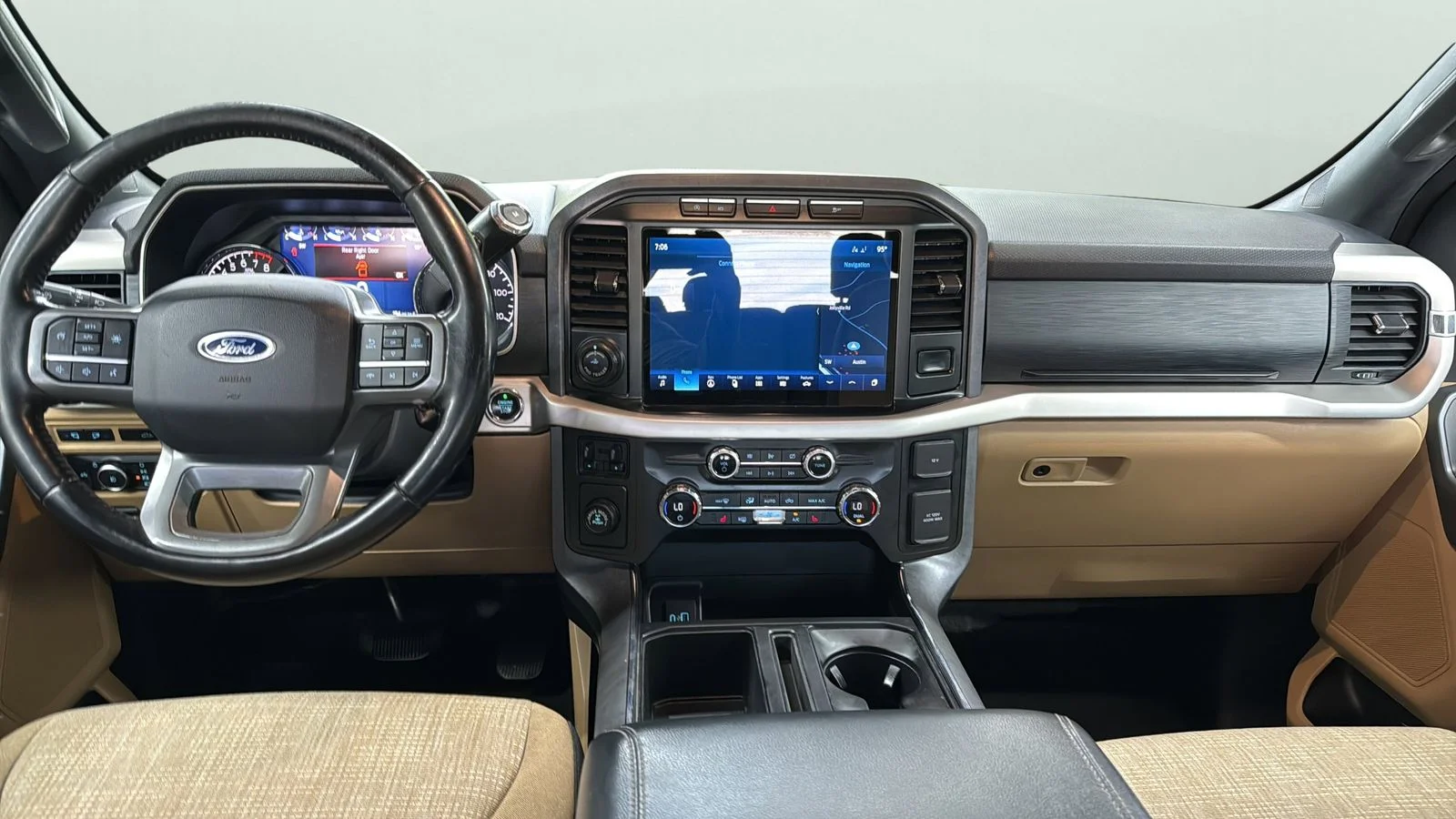 Used 2021 Gray Ford XLT image 21
